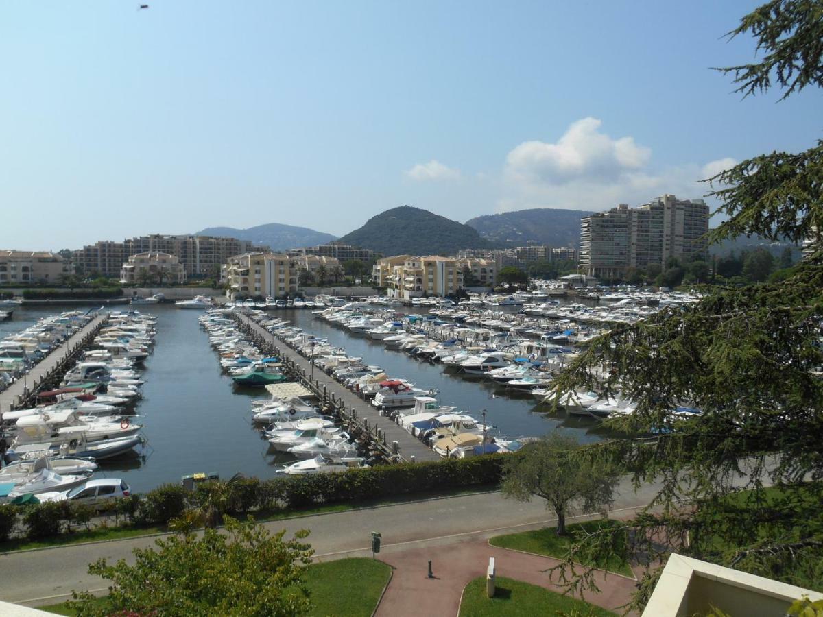 Appartement Le France - Vacances Cote D'Azur Mandelieu Exterior foto