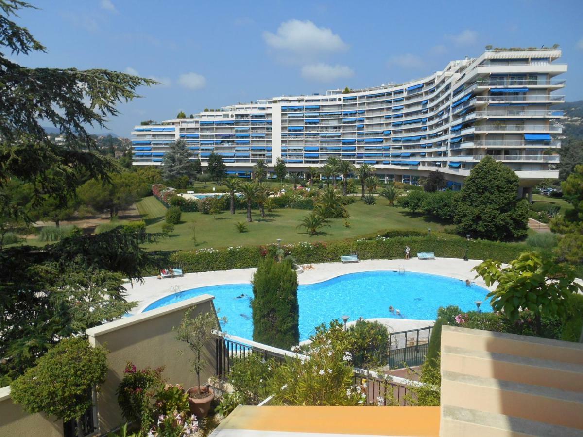 Appartement Le France - Vacances Cote D'Azur Mandelieu Exterior foto